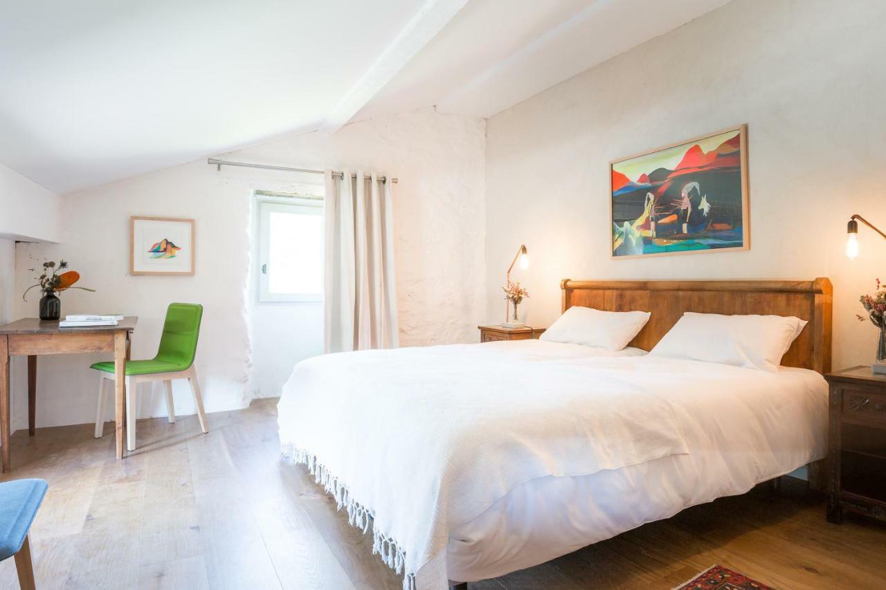 Joangi Hotel Uhart-Cize Ngoại thất bức ảnh